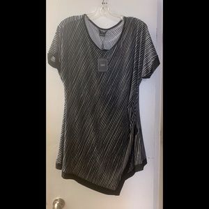 🌟 Full Figure Short Sleeve Asymmetric Top